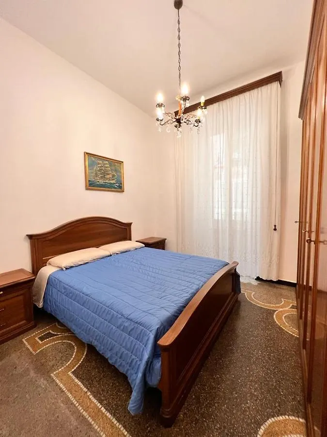 Savona Casa Vacanze Vicino Mare 3 Minuti Wifi 0*,  Italia